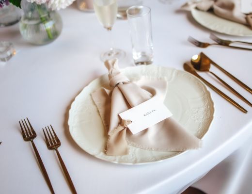 Ubrousky a stolování