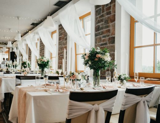 Potahy a stuhy na židle